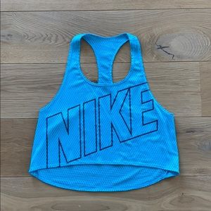 Nike cropped top never worn mesh